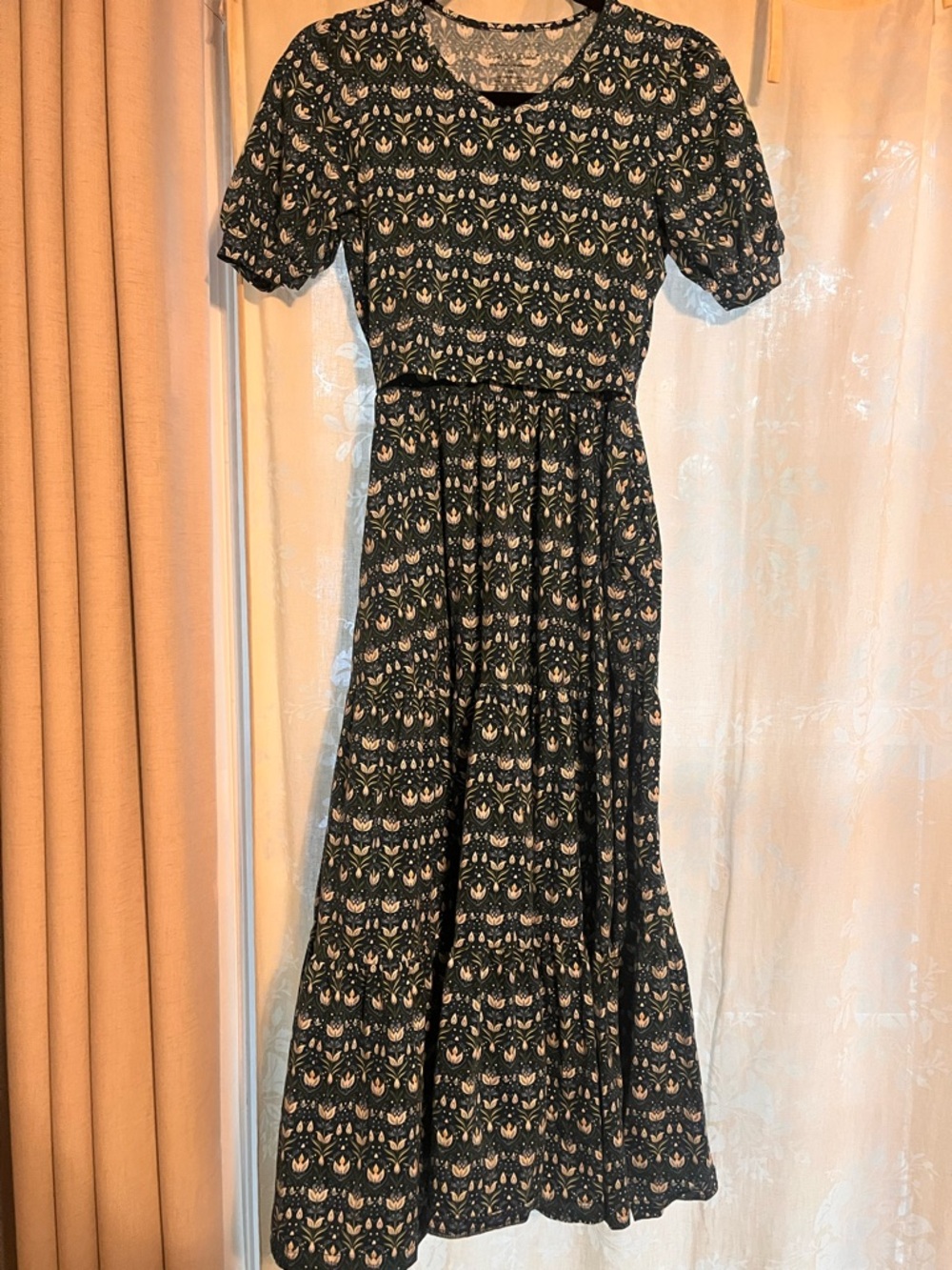 Super Cute Dresses Nordic Snowdrop Nursing Dress - Picture 2 of 2